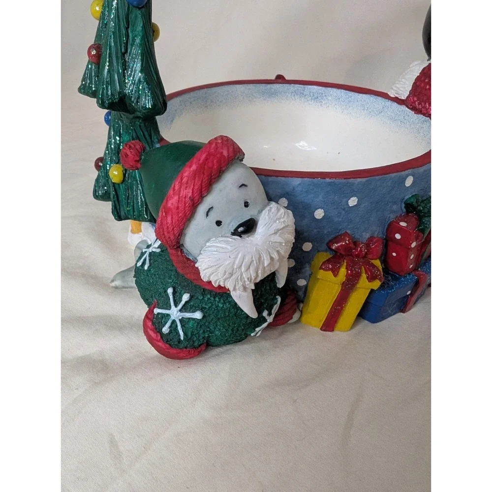 Vintage St. Nicholas Square 1999 Holiday Handle Basket Christmas Home Decor‎